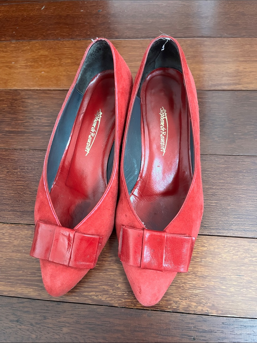 Vintage Stephane de Raucourt red heels